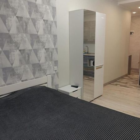 Апартаменти Apartmens On St. Fesenkovskaya 15 Харків Екстер'єр фото