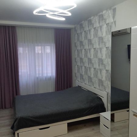 Апартаменти Apartmens On St. Fesenkovskaya 15 Харків Екстер'єр фото