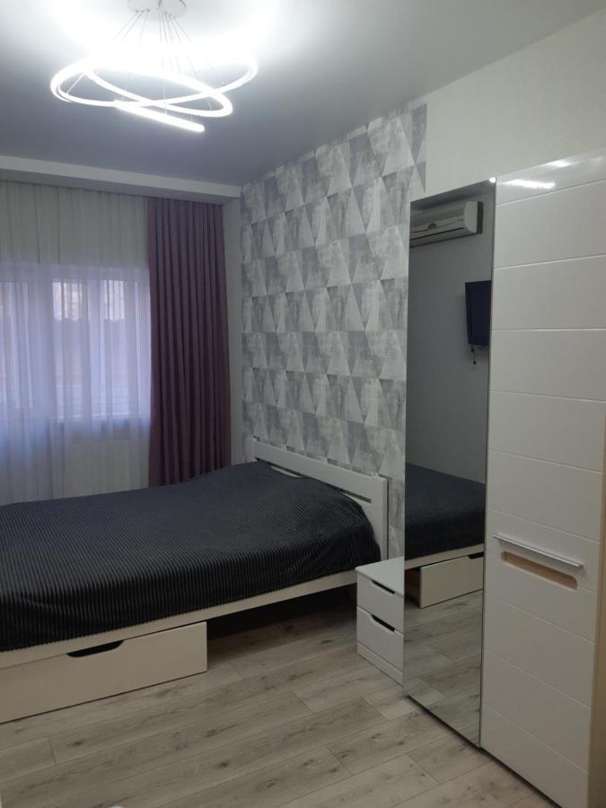 Апартаменти Apartmens On St. Fesenkovskaya 15 Харків Екстер'єр фото