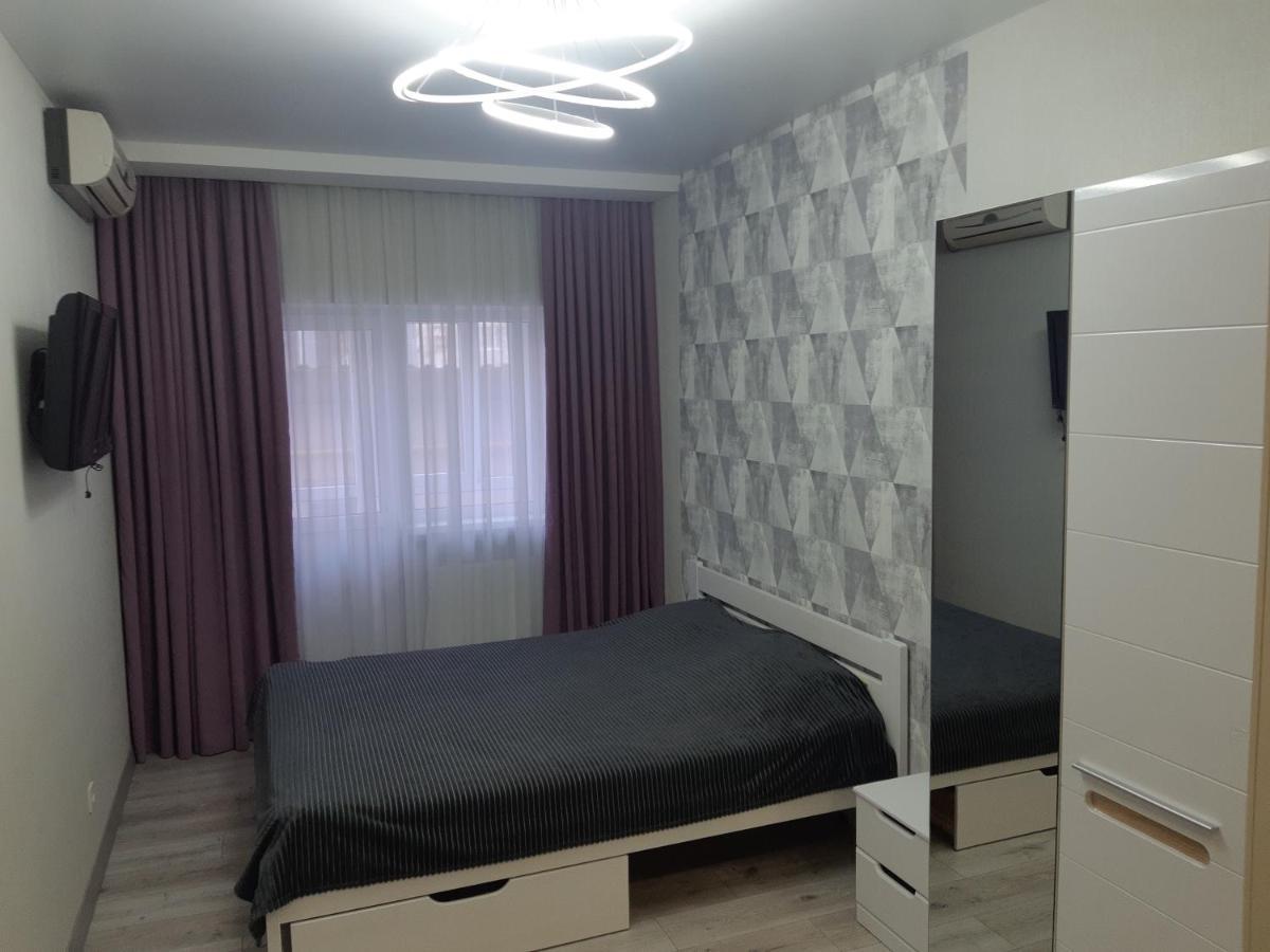 Апартаменти Apartmens On St. Fesenkovskaya 15 Харків Екстер'єр фото